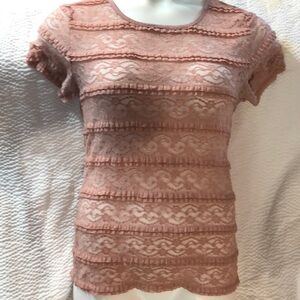 $5 FINDS! Med lace apt 9 blush tshirt